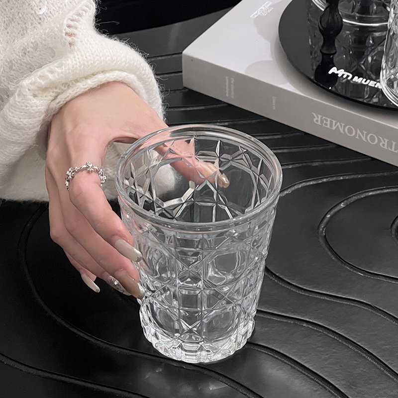 แก้วไวน์แบบตะวันตกลายเพชรแนววิ - Wine Beer Liquor บทวิจารณ์และราคา